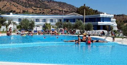 Hotel Club Cala Longa Montauro Zewnętrze zdjęcie