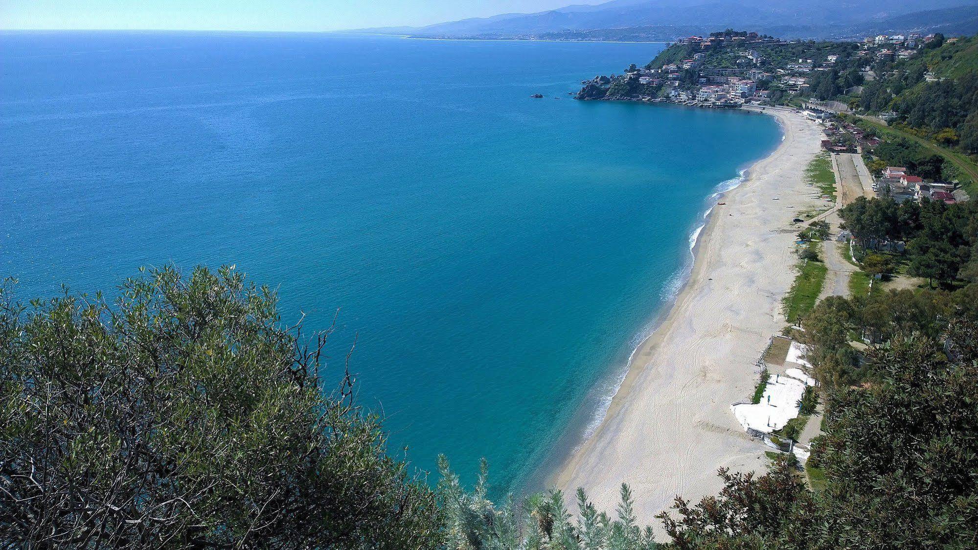 Hotel Club Cala Longa Montauro Zewnętrze zdjęcie